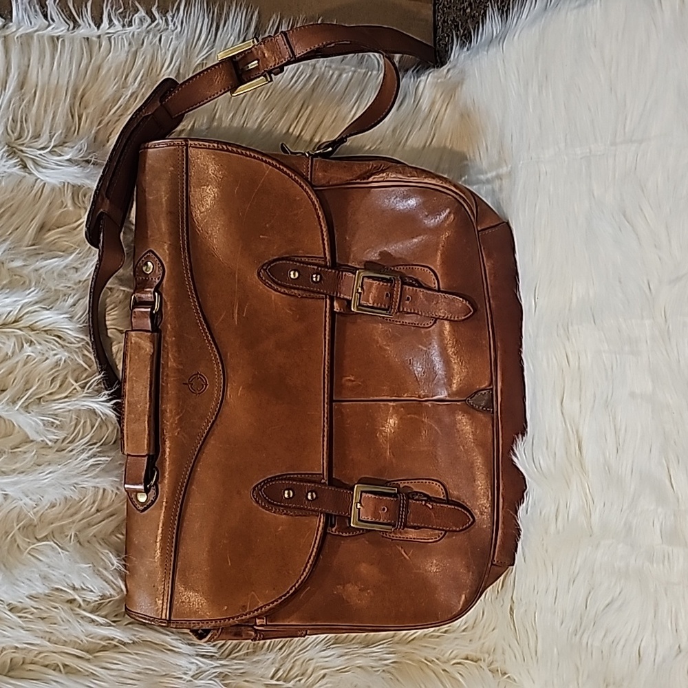 Franklin Covey Leather Tan Briefcase with Shoulder Strap